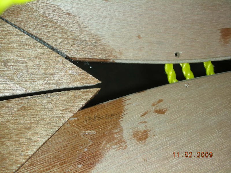 post-1865-129497694167_thumb.jpg