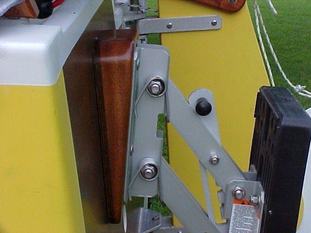 post-192-129497651863_thumb.jpg